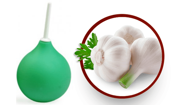 Garlic enemas help remove insect eggs from the intestines