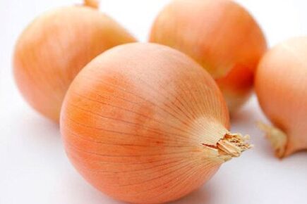 Onions treat roundworms and pinworms